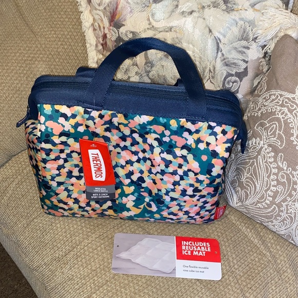 💚🧡💙NWT Thermos IsoTec Premium Insulated Lunch Duffel w/Reusable Ice Mat - Picture 7 of 16